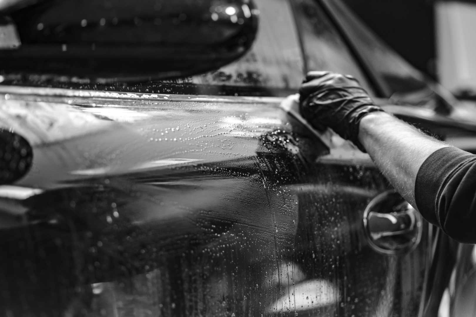 Limpia el interior de tu coche con los productos adecuados y de manera correcta
